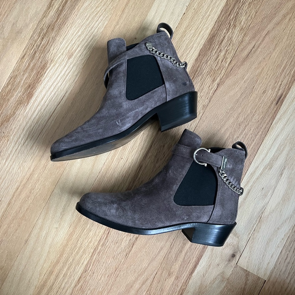 Salvatore Ferragamo Ardisie Boots, Size 8